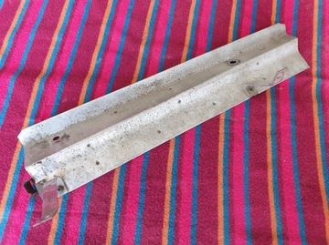 AUDI A4 B5 058129585A ОБЛОЖКА