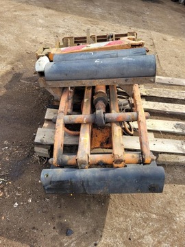 ВСТАВКА ЗАРЯДНОГО УСТРОЙСТВА ДЛЯ МУСОРОВОЗОВ ZOELLER DELTA 2301