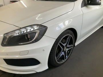 Mercedes Klasa A W176 Hatchback 5d 1.6 180 BlueEFFICIENCY 122KM 2014 Mercedes-Benz A-Klasse A 180 BlueEfficiency AMG Sport, zdjęcie 2