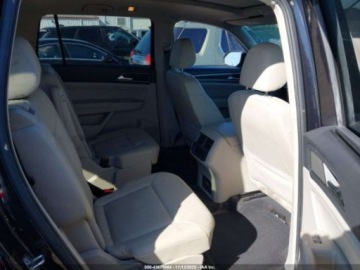 Volkswagen 2019 Volkswagen Atlas V6 Sel R-Line 2019 3.6 Benzyna 276KM, zdjęcie 12