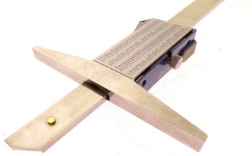 ЭЛЕКТРОННЫЙ ГЛУБИНОМЕР 200 мм L200 0,01 VIS IP54