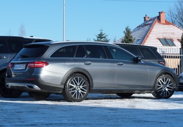 Mercedes Klasa E W213 Kombi 2.0 220d 194KM 2020 Mercedes E220d All Terrain 4m AirMatic 360° Pamięci HUD Webasto ACC Keyless, zdjęcie 33