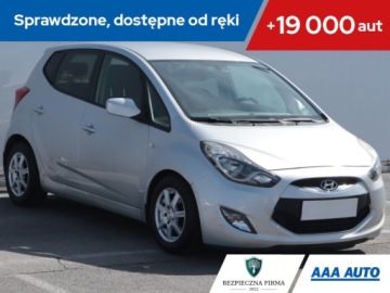 Hyundai ix20 Mikrovan 1.4 CVVT 90KM 2011 Hyundai ix20 1.4 CVVT, Salon Polska