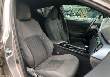 Toyota C-HR I Crossover Facelifting 1.8 Hybrid 122KM 2021 Toyota C-HR C-HR Hybrid Style Vat Marza Salon PL Kamera Czujniki, zdjęcie 24