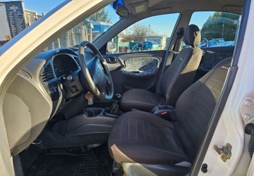 Daewoo Lanos Sedan 1.6 i 16V 106KM 1998 Daewoo Lanos Daewoo Lanos 1.6 SX 1.6 Benzyna 106KM, zdjęcie 4