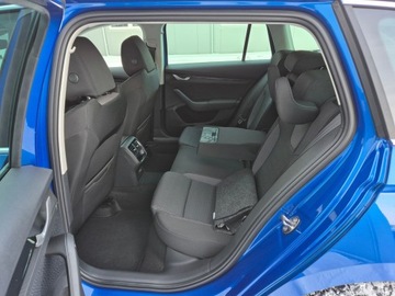 Skoda Octavia IV Liftback 1.5 TSI EVO 150KM 2025 Skoda Octavia Edition 130 Selection 1.5 TSI DSG A, zdjęcie 17
