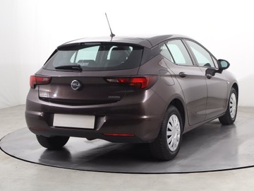 Opel Astra K Hatchback 5d 1.4 Turbo 125KM 2017 Opel Astra 1.4 T, Klima, Tempomat, Parktronic, zdjęcie 4