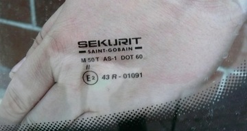 ПЕРЕДНЕЕ ВЕТРОВОЕ СТЕКЛО MERCEDES W140