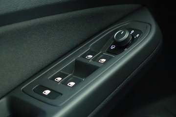 Volkswagen Golf VIII Variant 2.0 TDI 115KM 2022 VW Golf 2.0 TDI, Salon Polska, 1. Właściciel, zdjęcie 14