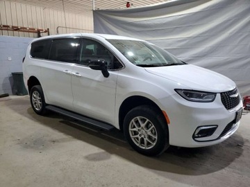 Chrysler Pacifica II 2024 Chrysler Pacifica Touring 2024 3.6l 3.6 Benzyna 287KM, zdjęcie 5