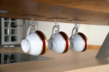 САМОКЛЕЯЩИЕСЯ НАСТЕННЫЕ КРЮЧКИ MAGISCHE HAKEN 13