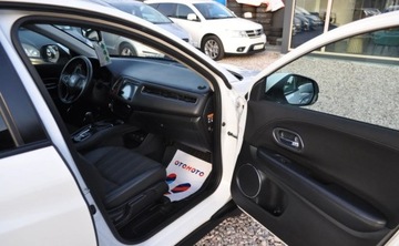 Honda HR-V II SUV 1.5 i-VTEC 130KM 2016 Honda HR-V Benzyna Panorama Klimatyzacja Kamera 1.5 Benzyna 130KM, zdjęcie 12