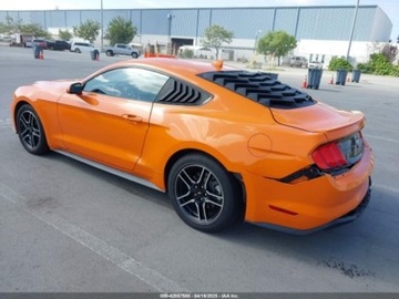 Ford Mustang VI 2020 Ford Mustang EcoBoost Fastback 2.3 Benzyna 310KM, zdjęcie 3