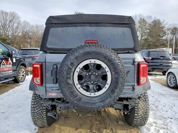 Ford Bronco VI 2024 Ford Bronco Black Diamond 2024 2.7 Benzyna 330KM, zdjęcie 2