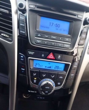 Hyundai i30 II Wagon 1.4 CRDi 90KM 2013 Hyundai i30 Hyundai i30 II Piekny Hyundai i30 1.4 CRDI 2013r - ladny stan, zdjęcie 7