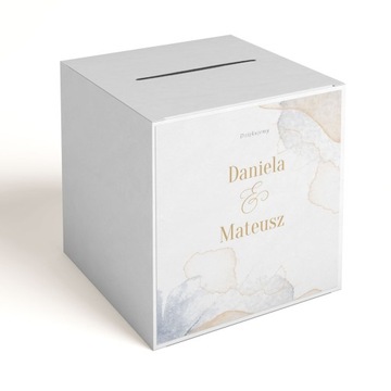 Классическая коробка-конверт с персонализацией.