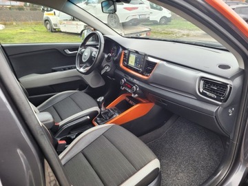 Kia Stonic I Crossover 1.4 DOHC 100KM 2018 KIA STONIC NISKI PRZEBIEG - BOGATA WERSJA !!!, zdjęcie 19