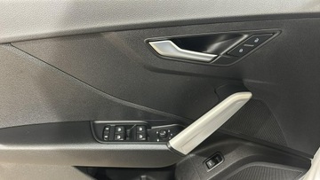 Audi Q2 SUV Facelifting 1.5 35 TFSI 150KM 2023 Audi Q2 35 TFSI S Tronic, zdjęcie 12