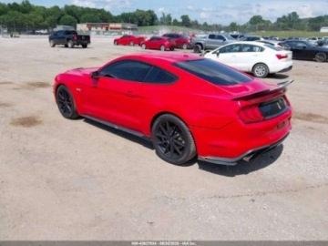 Ford Mustang VI 2019 Ford Mustang 2019 Ford Mustang EcoBoost Fastback 2.3 Benzyna 310KM, zdjęcie 2