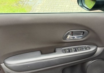 Honda HR-V II SUV 1.5 i-VTEC 130KM 2017 Honda HR-V 1,5 130KM CLIMATRONIC Bezwypadkowy Serwis Dla Wymagajacych 1.5, zdjęcie 31