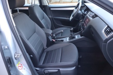 Skoda Octavia III Liftback Facelifting 1.5 TSI ACT 150KM 2019 Skoda Octavia 1.5 TSI, Salon Polska, Serwis ASO, zdjęcie 6