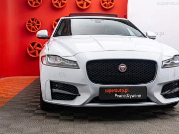 Jaguar XF II Sedan 2.0 i4D 240KM 2019 JAGUAR XF 2.0 AWD R-Sport aut Sedan 241KM 2019, zdjęcie 30