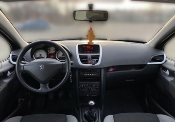 Peugeot 207 Hatchback 5d 1.4 VTi 95KM 2009 Peugeot 207 1.4 16V Trendy Toyota Mikolajczak Leszno 1.4 Benzyna 95KM, zdjęcie 3