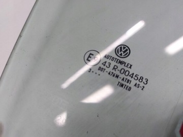 SKLO (OKNO) BOČNÍ DVEŘE PŘEDNÍ PRAVÁ PRAVÝ VW BORA 43R-004583