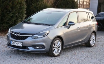 Opel Zafira C Tourer Facelifting 1.4 Turbo 140KM 2018 Opel Zafira Grzane FoteleKierownica, Tempomat, Multifunkcja, Alu, Czujniki