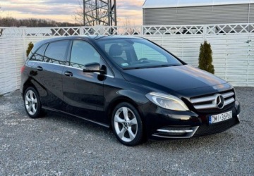 Mercedes Klasa B W246 Sports Tourer 180 CDI BlueEFFICIENCY 109KM 2012 Mercedes-Benz Klasa B Mercedes-Benz Klasa B 180 CDI (BlueEFFICIENCY) 7G-DCT