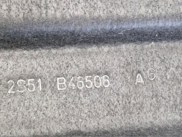 FORD FIESTA MK6 FACELIFT KUFRU POLIČKA ČERNÁ