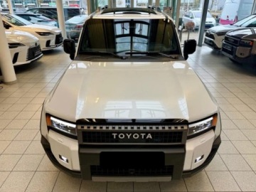 Toyota Land Cruiser VII Terenowy 5d 2.8 D-4D 204KM 2025 Od ręki - Executive 2.8 MHEV 205KM | Dach panoramiczny!, zdjęcie 1