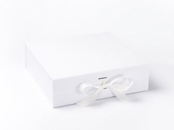 Pudełko białe prezentowe box personalizowane