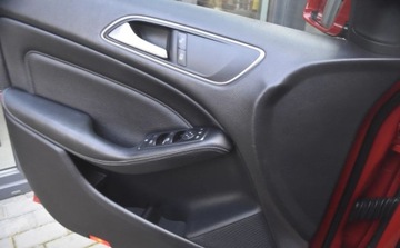 Mercedes Klasa B W246 Sports Tourer 180 CDI BlueEFFICIENCY 109KM 2012 Mercedes-Benz Klasa B Mercedes-Benz Klasa B 180 CDI BlueEFFICIENCY EDITION, zdjęcie 27