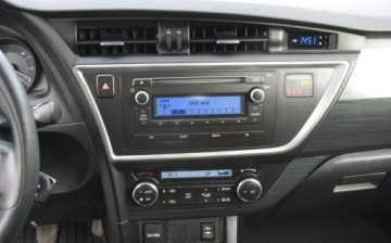 Toyota Auris II Hatchback 5d Facelifting 1.33 Dual VVT-i 99KM 2015 Toyota Auris 1.3B Klima 2015r Oryginal Lakier 2 Kpl Kol Sprowadzony Oplaco, zdjęcie 27