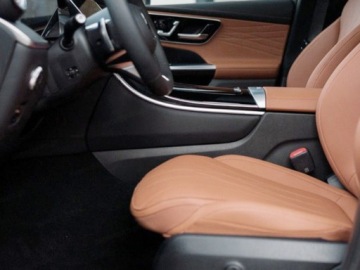 Mercedes GLC C254/X254 Coupe 2.0 220d 197KM 2026 GLC Coupe 220 d 4-Matic AMG Line 2.0 (197KM) 2026, zdjęcie 5