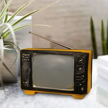 retro realistyczny telewizor retro realistyczny model telewizora Żółty