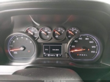 Chevrolet Silverado II 2020 Chevrolet Silverado Short Bed Custom Trail Boss 2020 4.3 Benzyna 285KM, zdjęcie 10