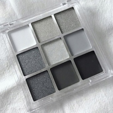 Палетка теней Smoky Ckseshadow, 9 цветов