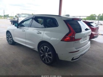 Volvo XC60 II 2023 Volvo XC 60 B5 Plus Dark Theme 2023 2.0l 2.0 Benzyna 247KM, zdjęcie 3