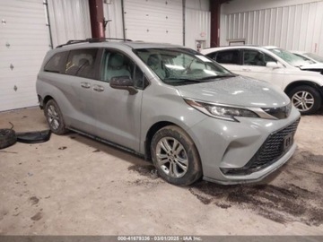 Toyota Sienna III 2023 Toyota Sienna 2023 TOYOTA SIENNA XSE 2.5 Hybryda 189KM, zdjęcie 1