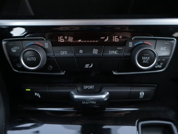 BMW Seria 2 F22-F23-F45-F46 Gran Tourer 218i 136KM 2016 BMW 2 Active Tourer 218i Active Tourer, zdjęcie 15