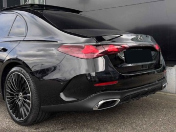 Mercedes Klasa E W214 Sedan 2.0 220d 197KM 2025 E Klasa 220 d 4-Matic AMG 2.0 (197KM) 2025, zdjęcie 5