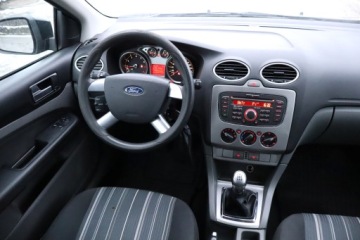 Ford Focus II Hatchback 5d 1.6 Duratec 100KM 2011 Ford Focus 1.6 16V, Salon Polska, Klima, zdjęcie 6