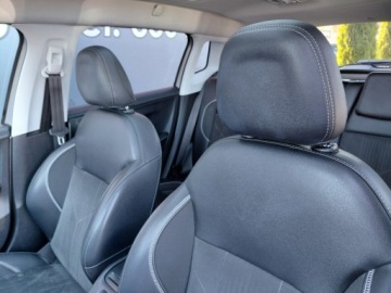 Peugeot 2008 I SUV Facelifting 1.2 PureTech 110KM 2016 Peugeot 2008 Panorama Navi Klimatronik Alu PDC Hak 1.2 Benzyna 110KM, zdjęcie 13