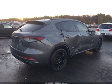 Maserati Levante 2022 Maserati Levante GT 2022 3.0l 3.0 Benzyna 345KM, zdjęcie 5