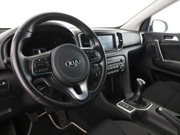 Kia Sportage IV SUV 1.6 GDI 132KM 2016 Kia Sportage Kierunkowskaz zintegrowany z, zdjęcie 13