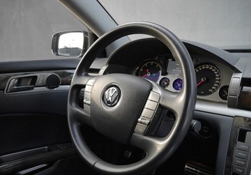 Volkswagen Phaeton 4.2 i V8 40V 335KM 2010 Volkswagen Phaeton LIFT 4.2 V8 335HP 4motion LONG ACC DVD LED Gwarancja 4.2, zdjęcie 9