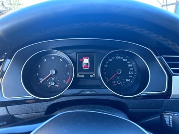 Volkswagen Passat B8 Limousine 1.8 TSI BlueMotion Technology 180KM 2015 VW PASSAT (3G2) 1.8 TSI 180 KM, zdjęcie 4
