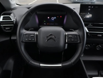 Citroen C4 III SUV 1.2 PureTech 130KM 2023 Citroen C4 1.2 PureTech, Salon Polska, zdjęcie 16
